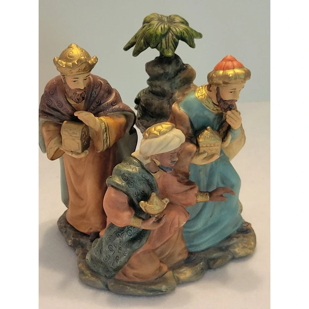 Avon Nativity Figurine Holiday Treasures Three Wise Men Porcelain Multicolor 6in